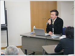 2011.02.27　米沢院長が岡山コンベンションセンターにて講演しました。 