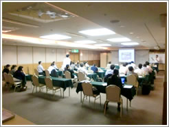 2011.08.21　岡山国際交流センターにて米沢院長が講演を行いました。 
